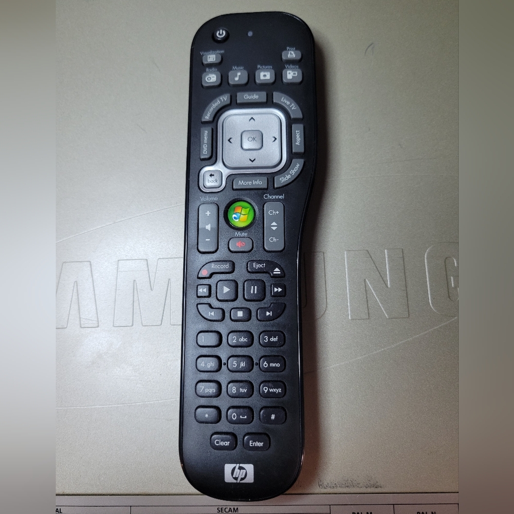Genuine HP Windows Media Center Remote Control TSGH-IR06 Tested Working